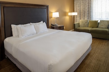 Room, 1 King Bed, Courtyard View