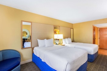 Room, 2 Double Beds, Non Smoking
