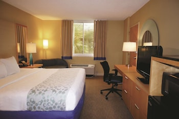 Room, 1 King Bed, Accessible, Non Smoking (Hearing, Bathtub w/ Grab Bars)