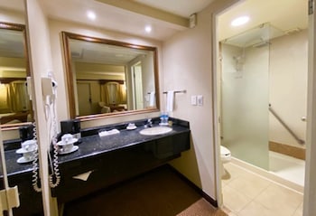 Standard Room, 1 King Bed, Tower