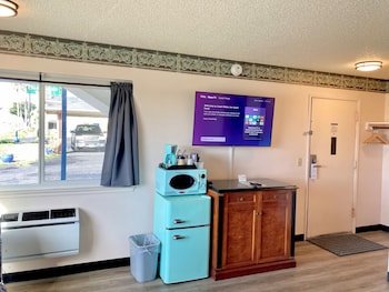 Premium Room, 1 King Bed, Non Smoking, Ocean View