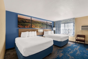 Room, 2 Queen Beds, Non Smoking