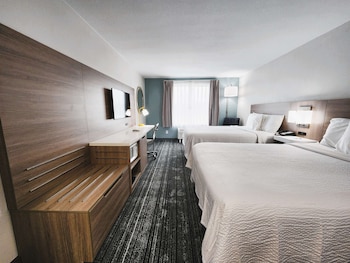 Room, 2 Queen Beds, Non Smoking