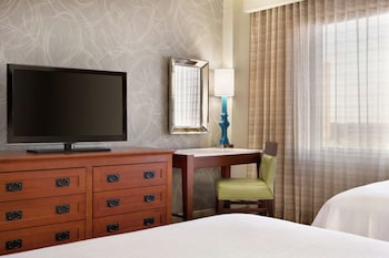 Suite, 2 Double Beds, Non Smoking, Corner
