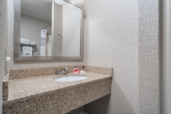 Studio Suite, 1 King Bed, Non Smoking