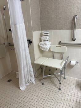 Room, 1 Queen Bed, Accessible