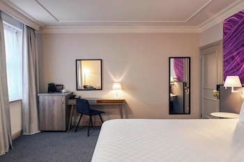 Premier Room, 1 King Bed