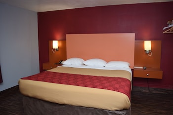 Standard Room, 1 King Bed, Non Smoking