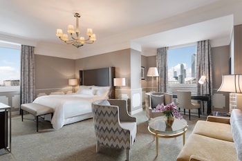 Grand Room, 1 King Bed