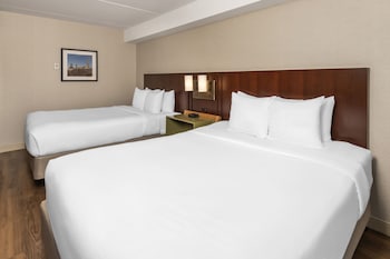 Room, 2 Queen Beds, Non Smoking (Pet Friendly)