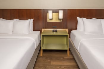 Room, 2 Queen Beds, Non Smoking (Pet Friendly)