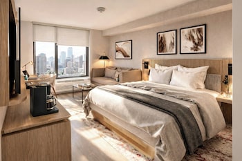 Deluxe Room, 1 King Bed (Smoke Free)