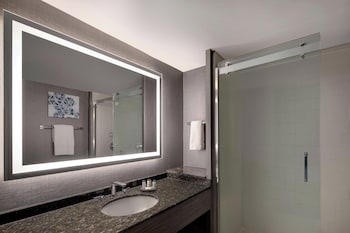 Junior Suite, 1 Bedroom (2 Double Beds)