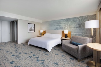 Deluxe Room, 1 King Bed