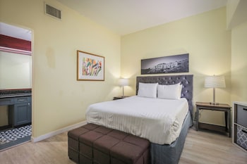 Condo, 2 Bedrooms, Garden View