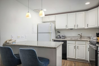 Studio, Kitchen
