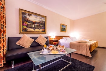 Junior Suite, 1 Queen Bed