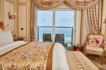 Royal Suite, 1 King Bed (Panoramic Sea view)