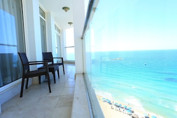Royal Suite, 1 King Bed (Panoramic Sea view)