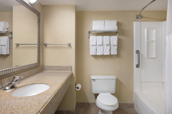 Standard Room, 2 Queen Beds