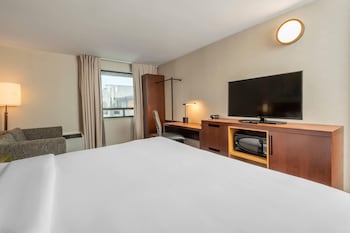 Room, 1 King Bed with Sofa bed, Non Smoking (Upper Floor)