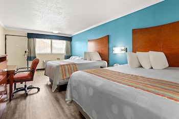 Room, 2 Double Beds, Smoking
