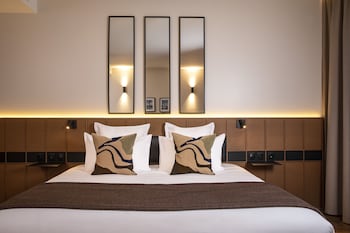Panoramic Suite with Jacuzzi