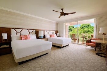 Room, 2 Queen Beds, Accessible, Garden View