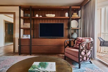 Suite, 1 Bedroom, Garden View