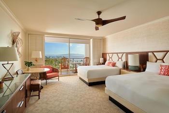 Club Room, 2 Queen Beds, Mobility Accessible, Ocean View (Napua)