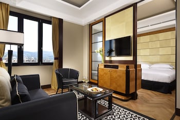 Junior Suite, City View