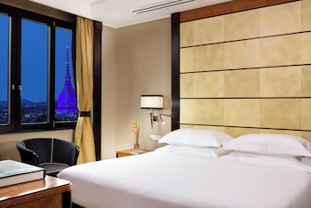 Junior Suite, City View