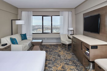 Suite, 1 King Bed