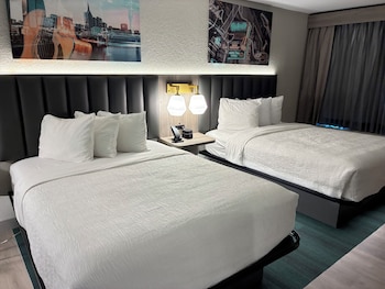 Deluxe Room, 2 Queen Beds, Non Smoking