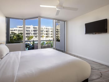 Villa, 1 Bedroom, Poolside