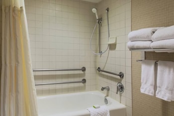 Traditional Room, 2 Double Beds, Accessible