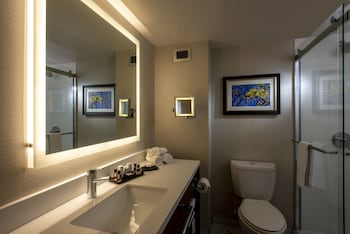 Platinum King Room
