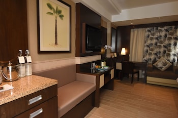 Superior Room, 1 King Bed