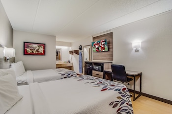 Deluxe Room, 2 Double Beds (Smoke Free)