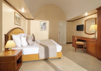 Executive Suite, Garden View