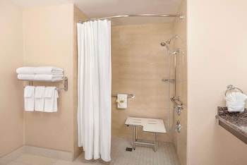 Basic Room, 2 Queen Beds, Accessible (Mobility & Hearing, Roll-in Shower)