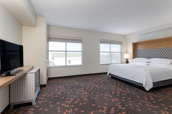 Suite, 1 King Bed with Sofa bed, Accessible (Mobility)