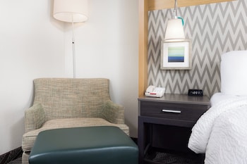 Room, 1 King Bed, Balcony, Oceanfront