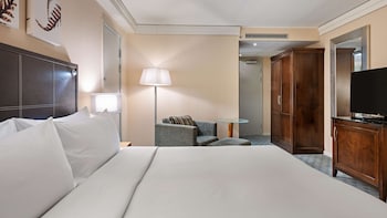 Compact Deluxe Double Room, 1 Queen Bed