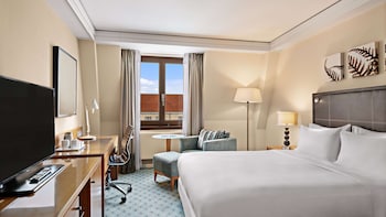Compact Deluxe Double Room, 1 Queen Bed