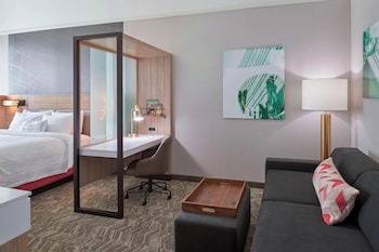Suite, Multiple Beds, Hearing Accessible