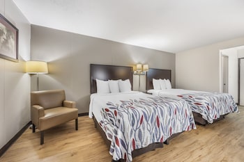 Deluxe Room, 2 Queen Beds, Smoke Free