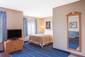 Efficiency, Standard Room, 1 Queen Bed