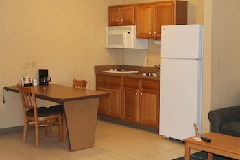 Efficiency, Standard Room, 1 Queen Bed