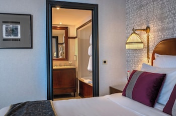 Junior Suite, 1 King Bed